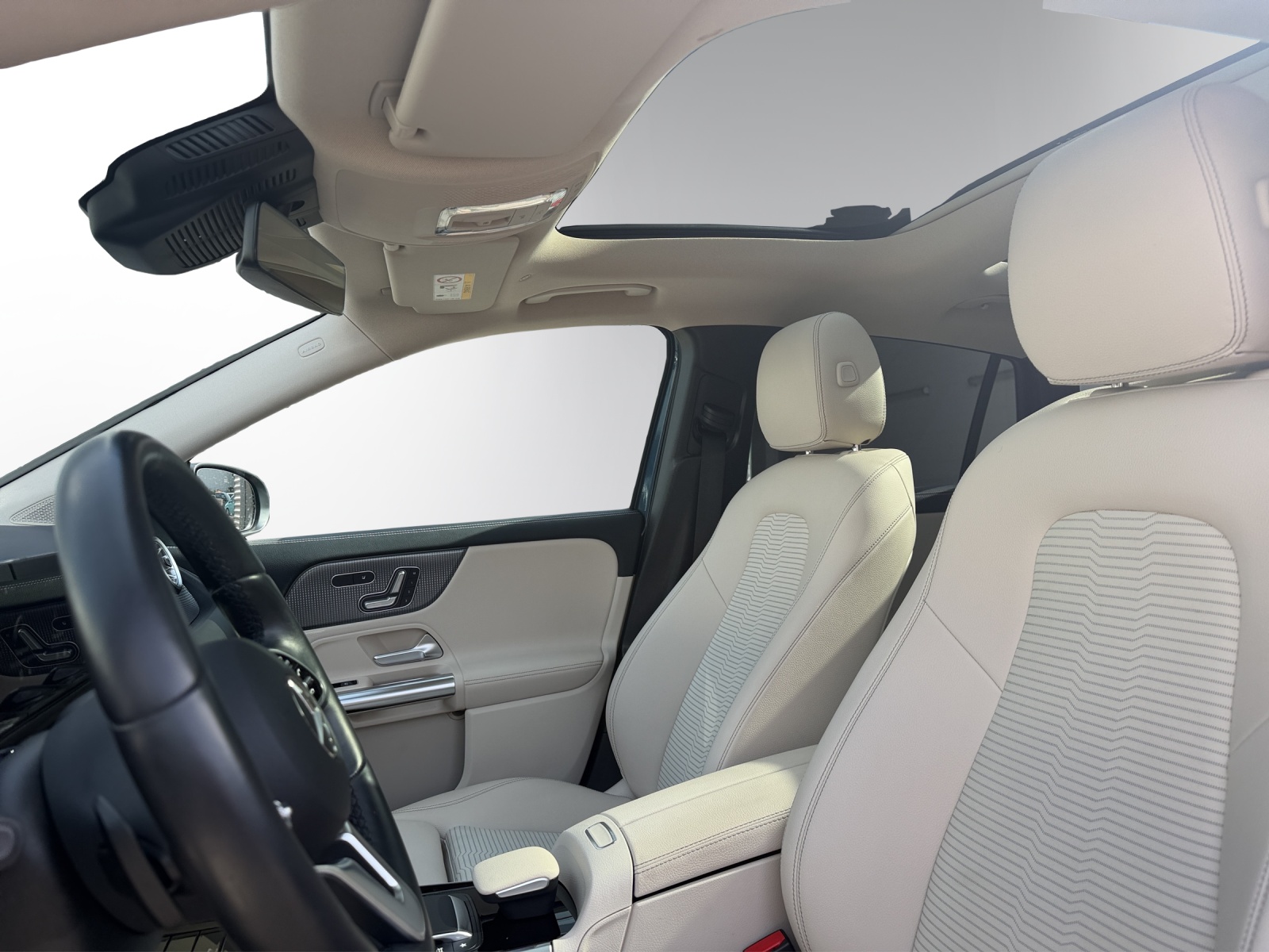 MERCEDES-BENZ GLA 250 Progressive4Matic-image-9