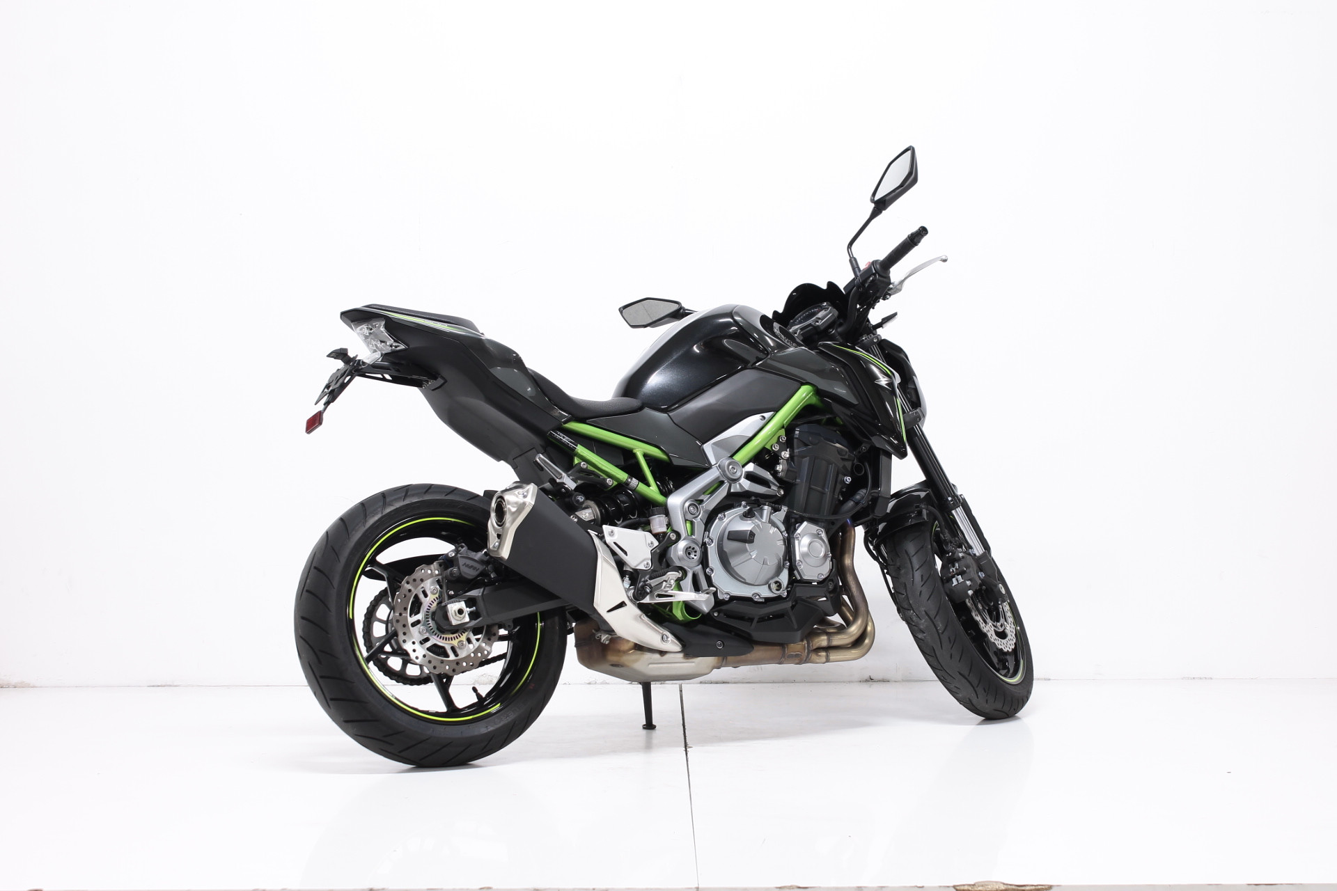 KAWASAKI Z 900-image-2