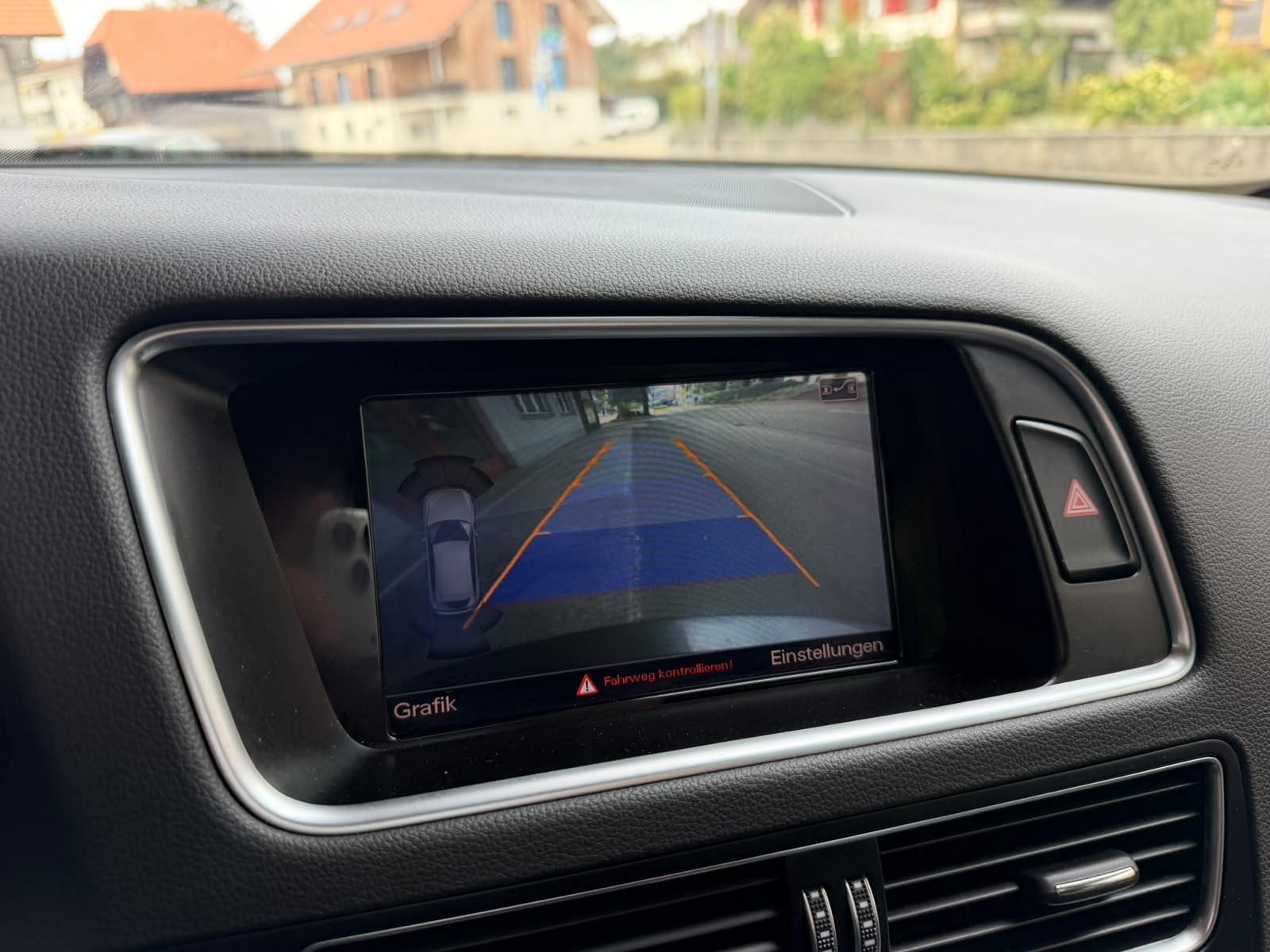AUDI SQ5 plus-image-4