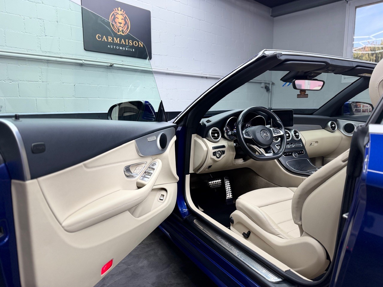 MERCEDES-BENZ C 400 Cabriolet AMG Line 4Matic 9G-Tronig | CH-Auto | 1. Hand | Rückfahrkamera | Garantie-image-11