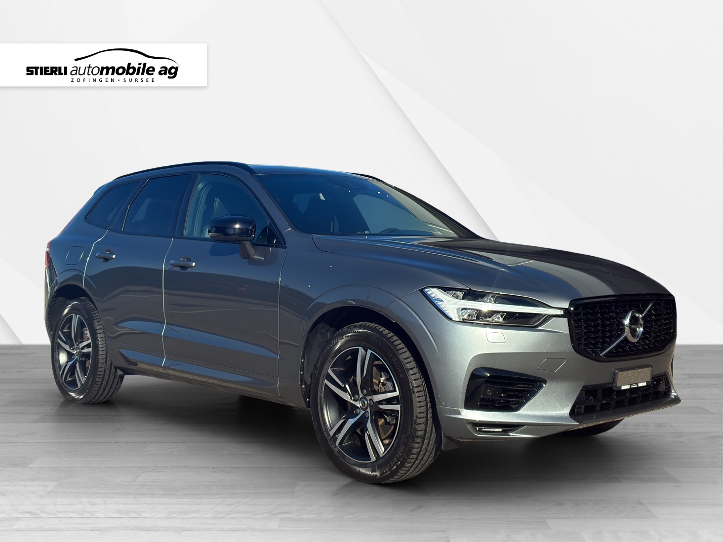 VOLVO XC60 2.0 T6 TE R-Design eAWD-showroom-element-2