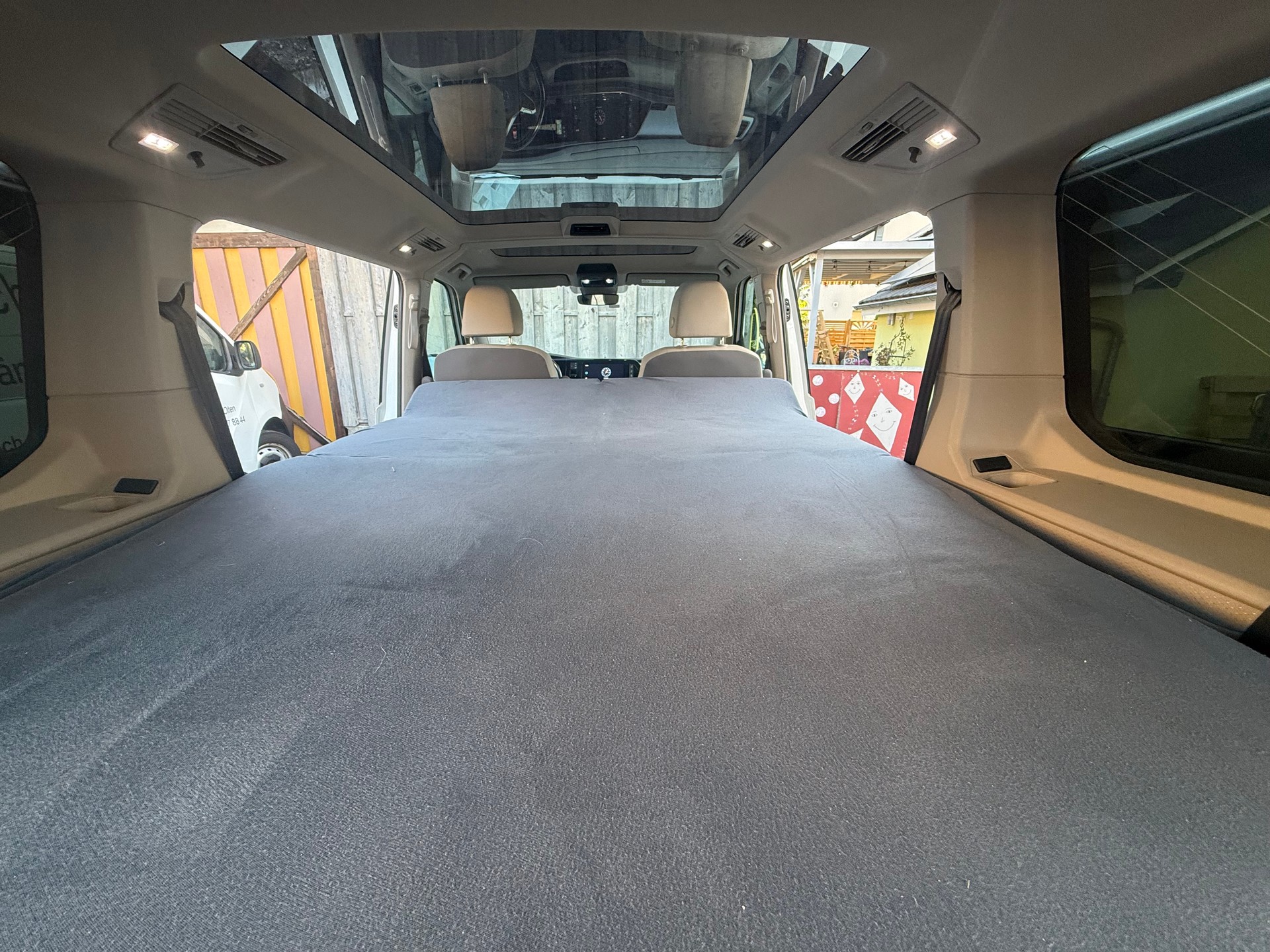 VW 1.4 eHybrid Liberty DSG-image-2