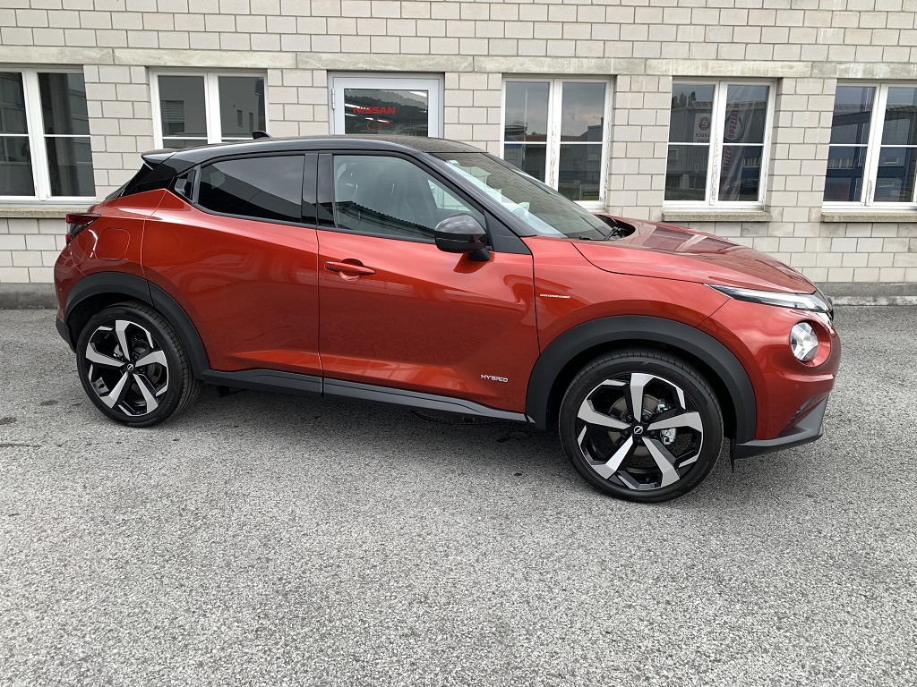 NISSAN Juke 1.6 Hybrid Tekna-image-3