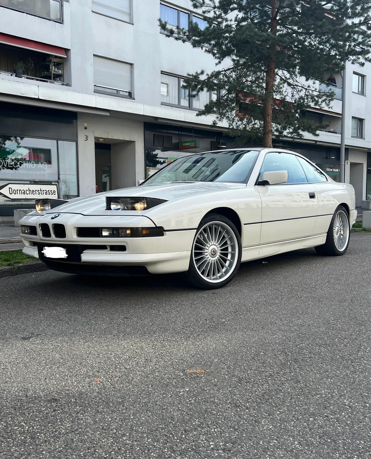 BMW 850i A