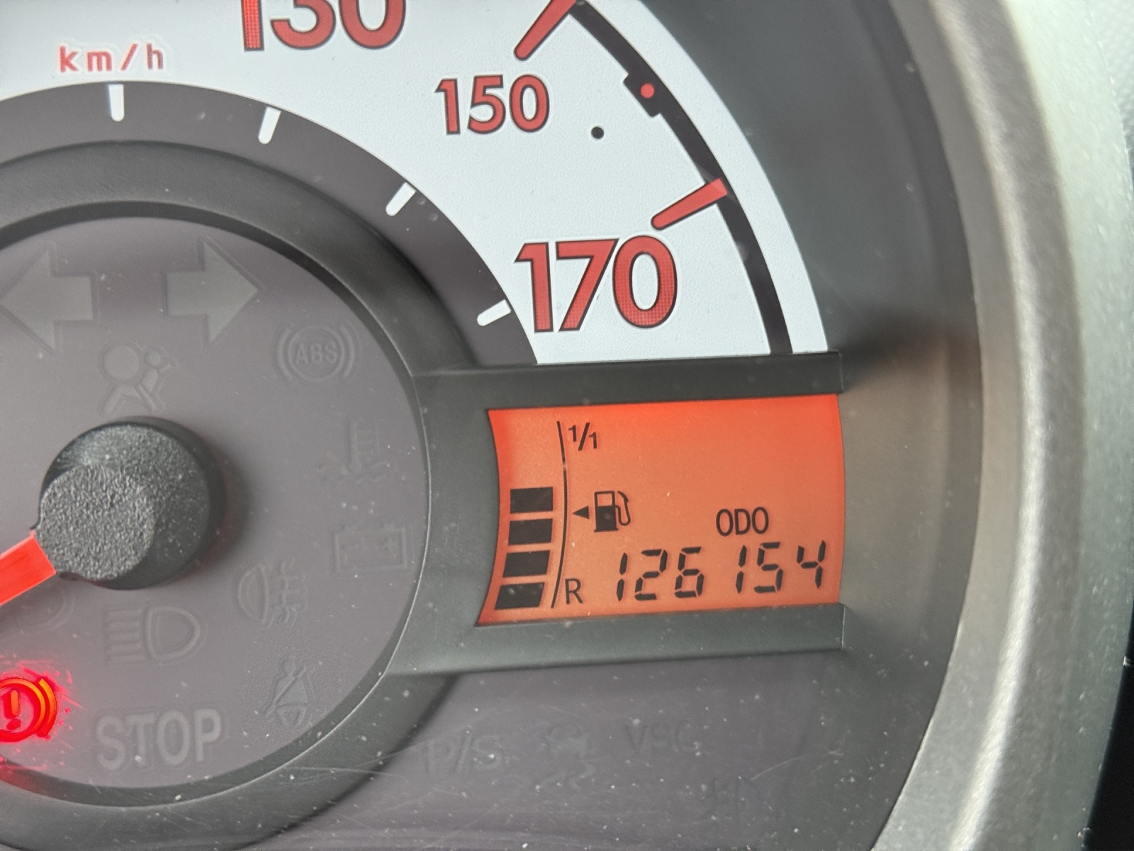 PEUGEOT 107 1.0 Style-image-10