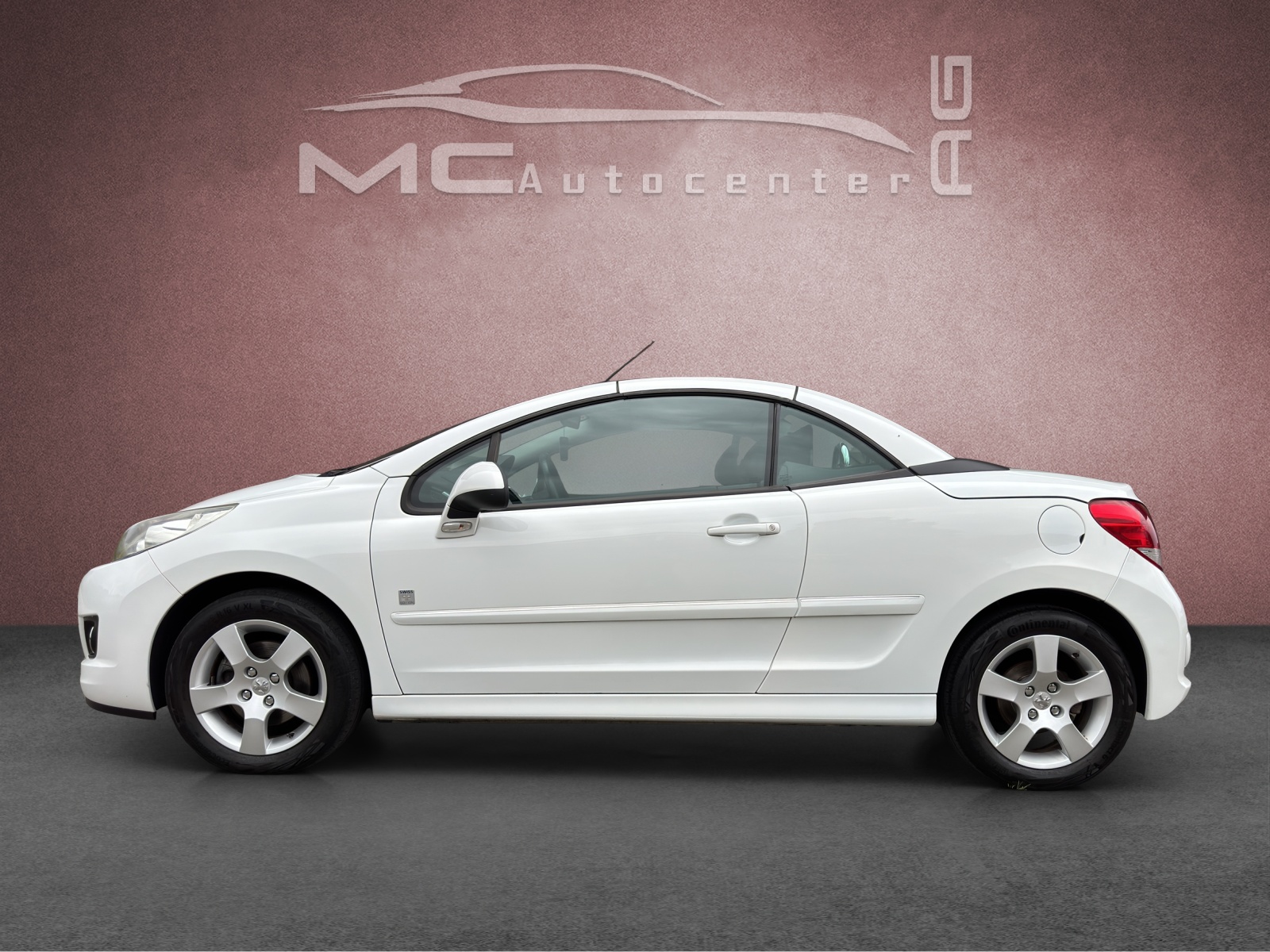 PEUGEOT 207 CC 1.6 16V Swiss Edition-image-6