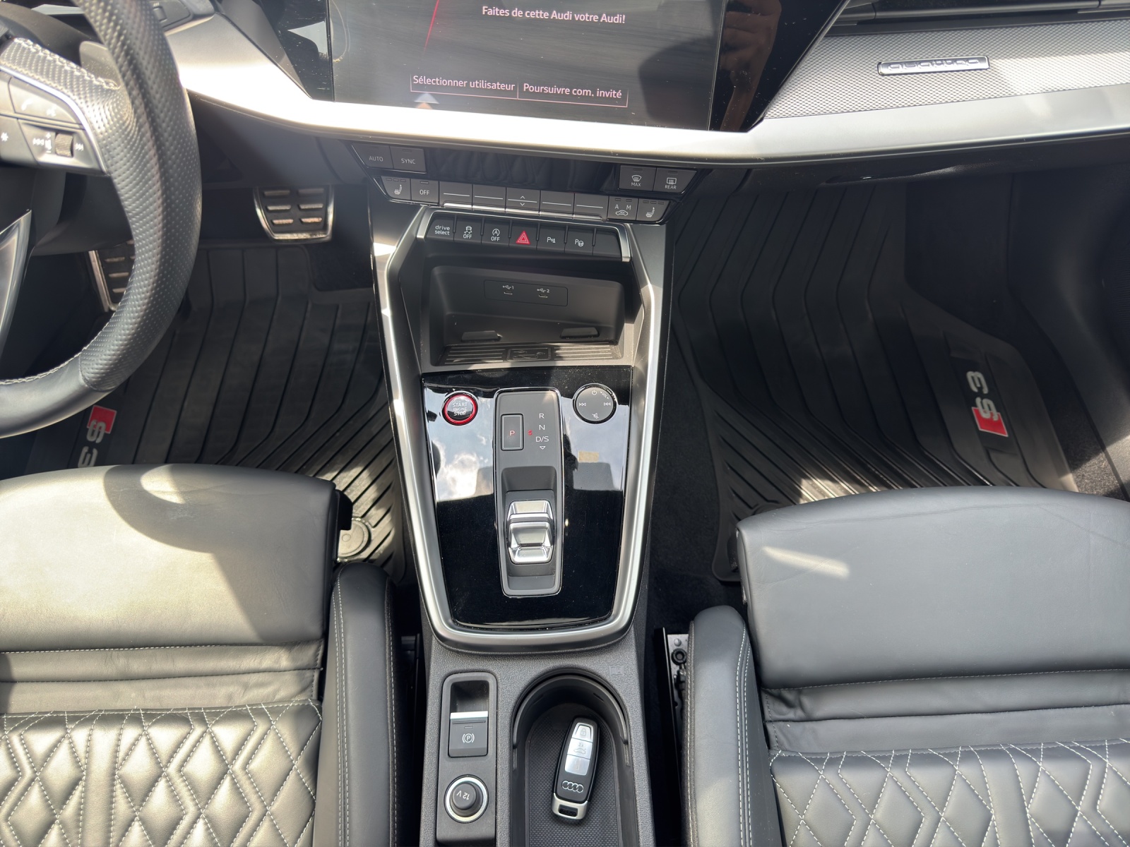 AUDI S3 Sportback 2.0 TFSI quattro S-tronic-image-12