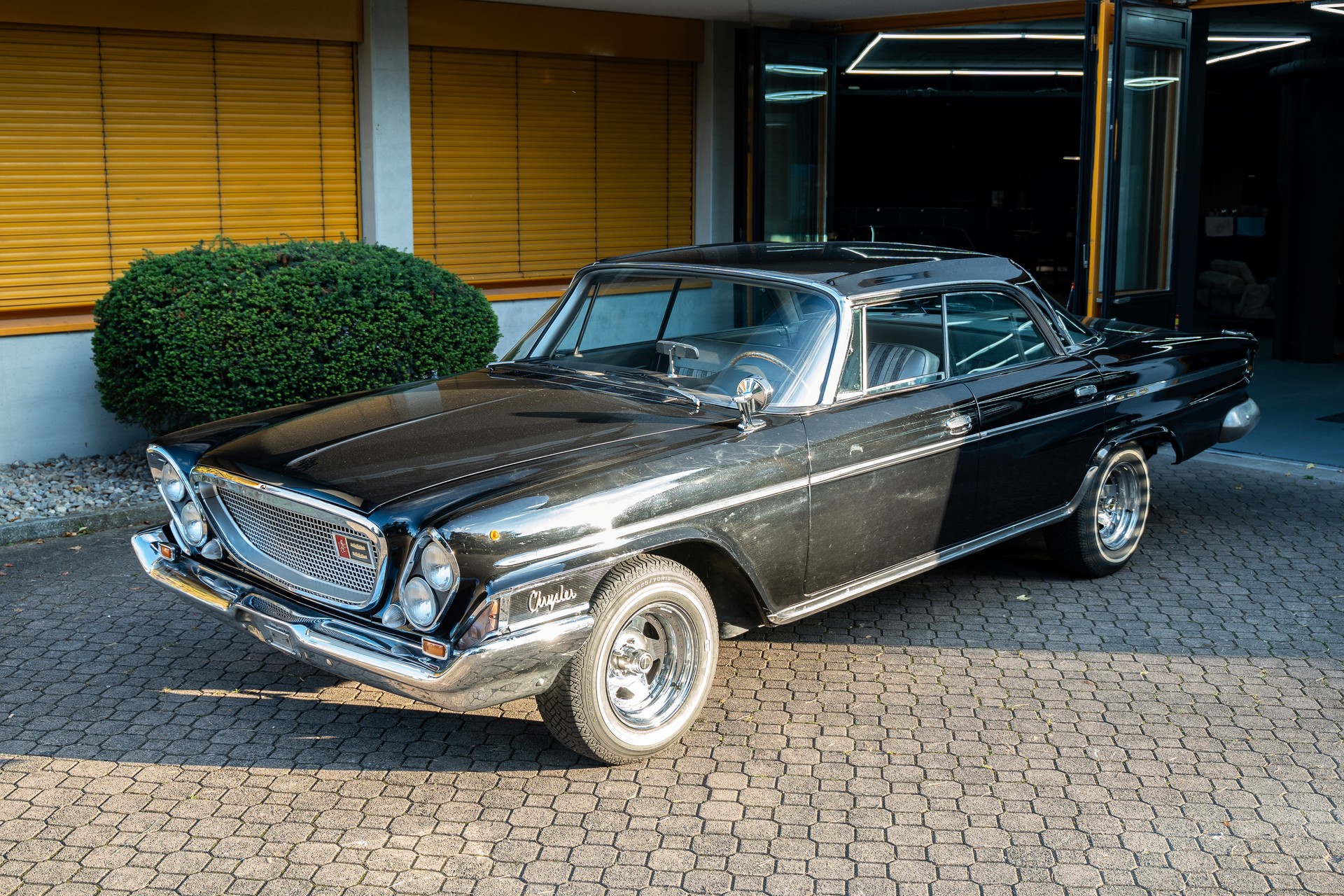 CHRYSLER NEWPORT