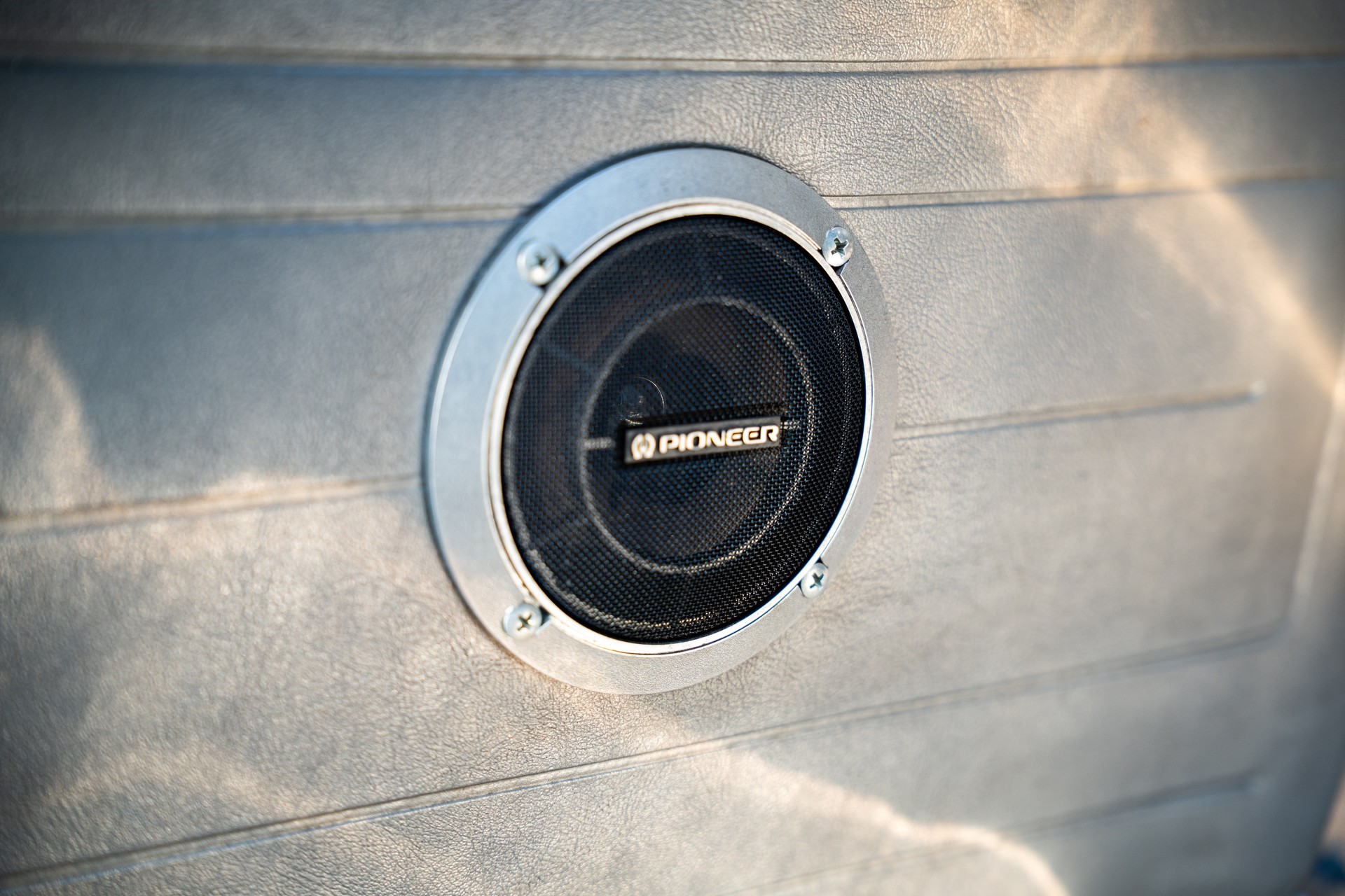 CHRYSLER NEWPORT-image-11