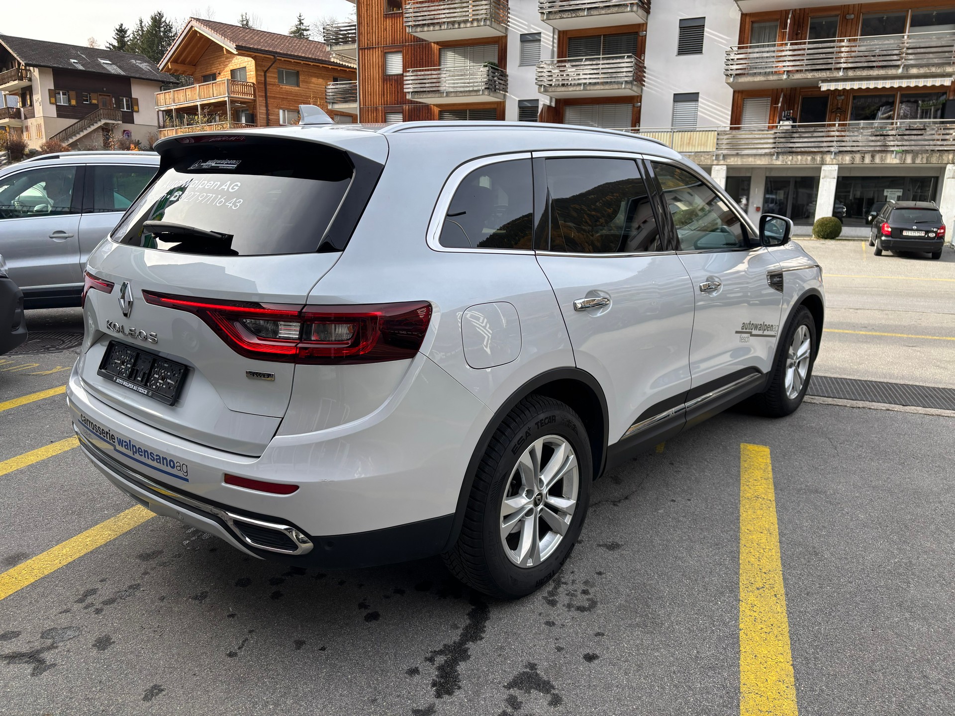 RENAULT Koleos 2.0 dCi Initiale 4WD-showroom-element-2