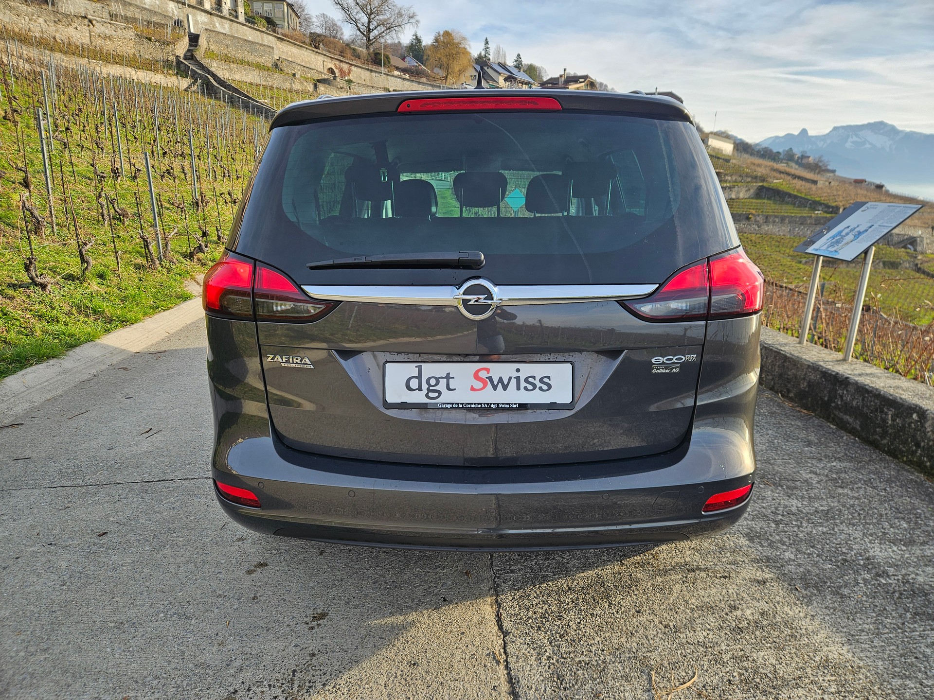 OPEL Zafira Tourer 1.4i 16V Active Edition-image-3