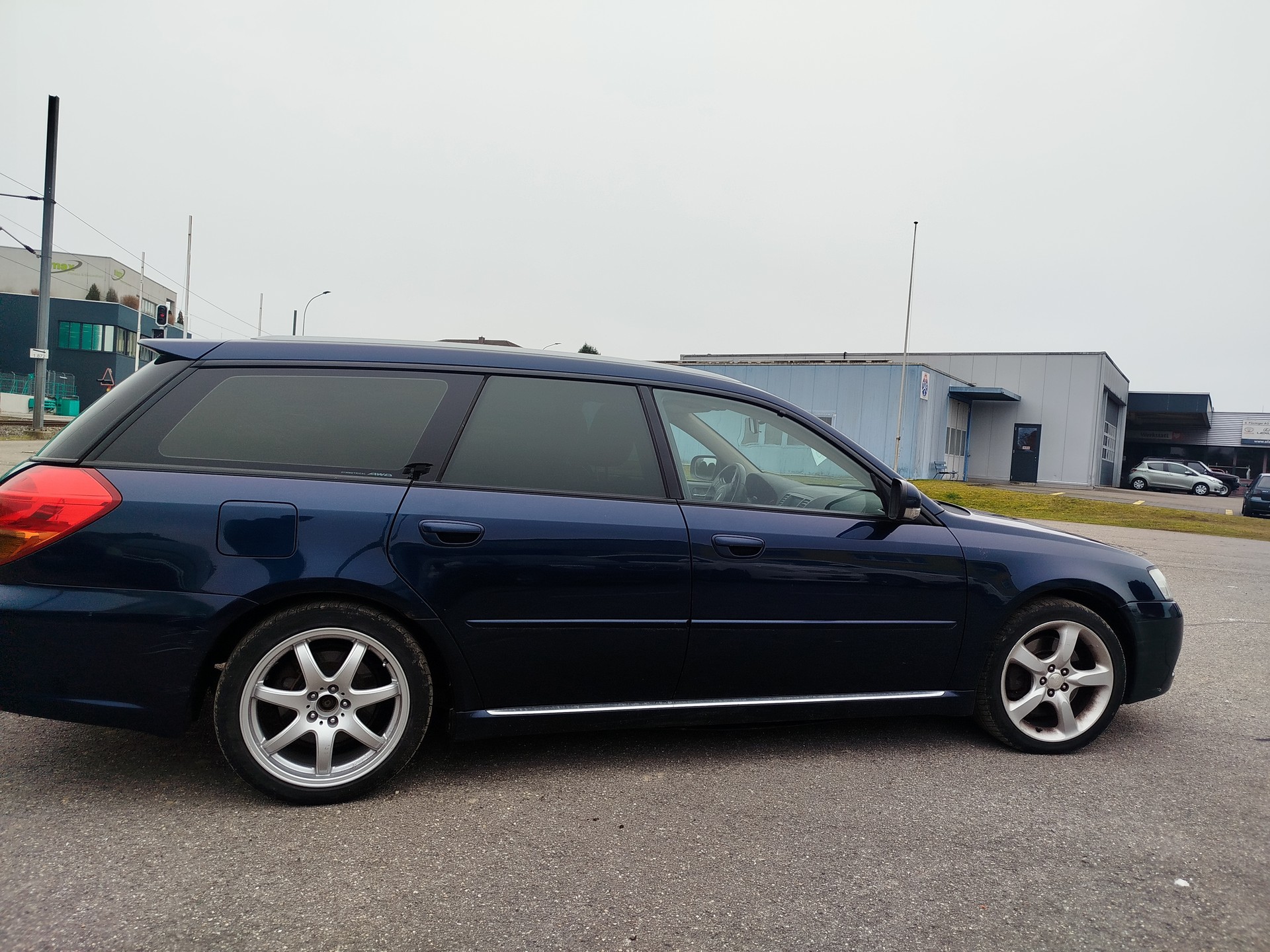 SUBARU Legacy 3.0R AWD Executive Automatic-image-6