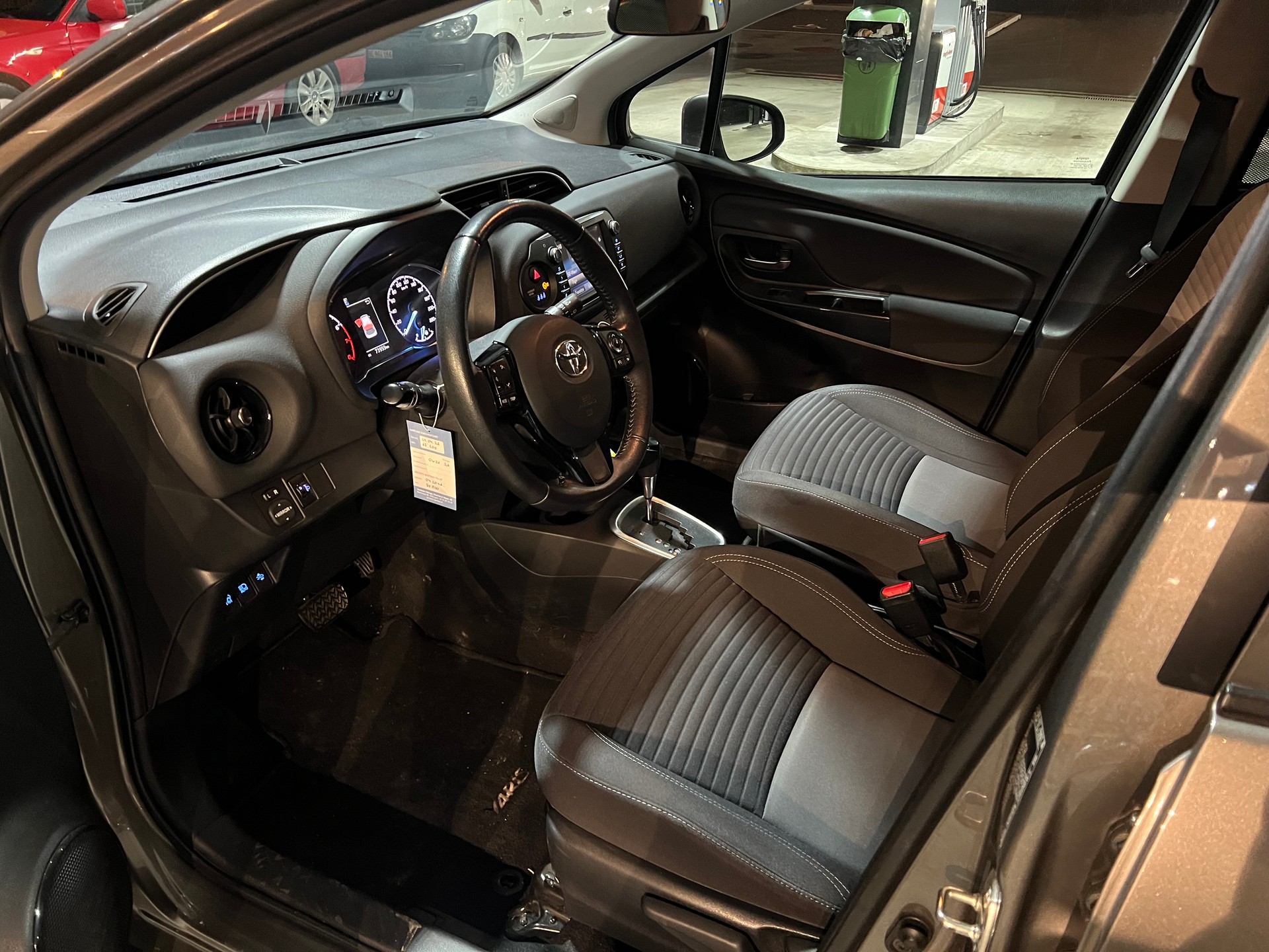 TOYOTA Yaris 1.5 Trend Automat -frisch ab Mfk-image-6