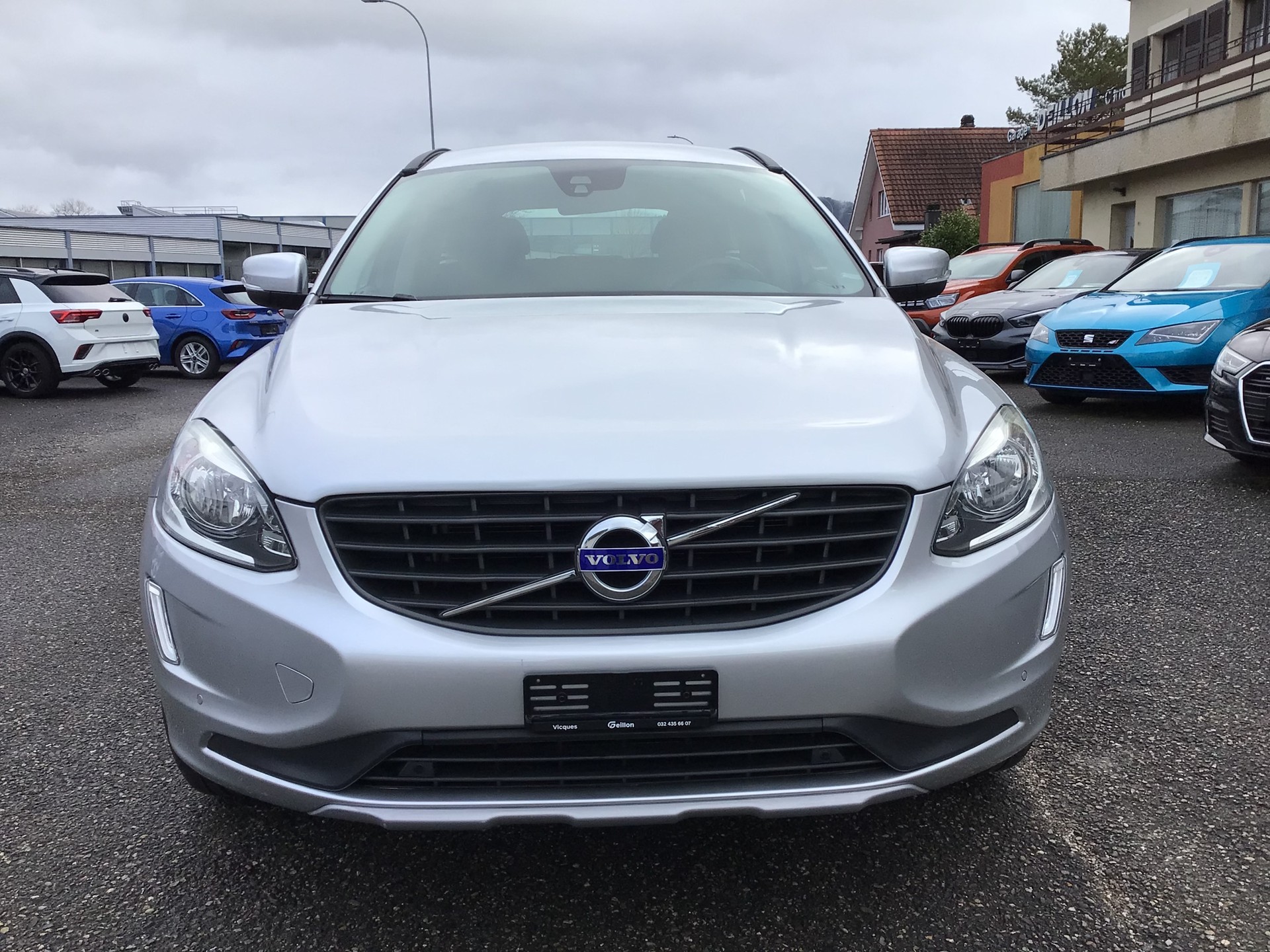 VOLVO XC60 T5 AWD Kinetic Geartronic-image-1
