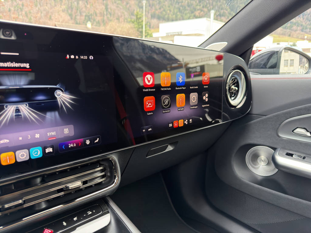 MERCEDES-BENZ CLA 220 AMG Line 4matic-image-11