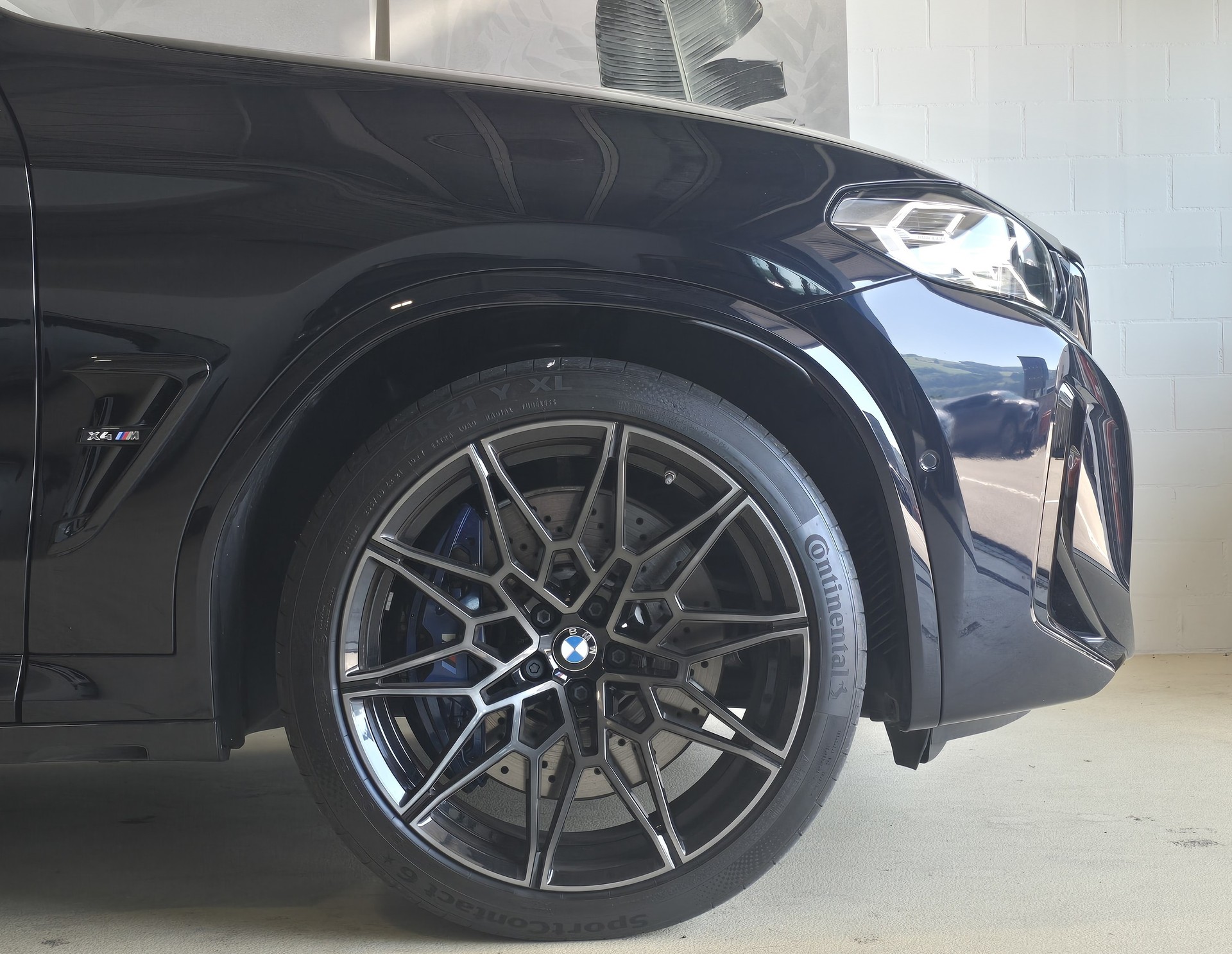BMW X4M xDrive M Competition Steptronic-showroom-element-3