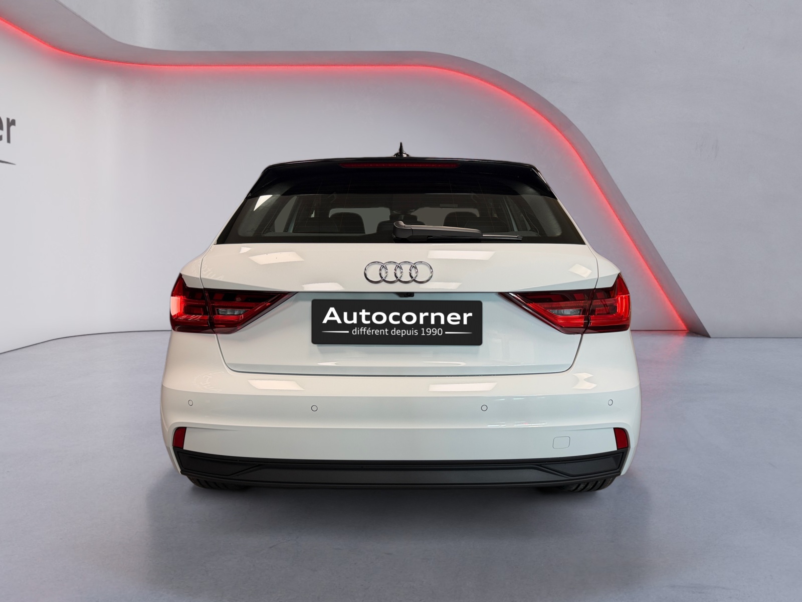 AUDI A1 Sportback 30 TFSI Attraction S-tronic-showroom-element-3