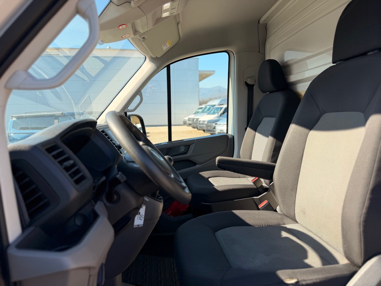 VW Crafter 35 2.0 BiTDI L3-image-9