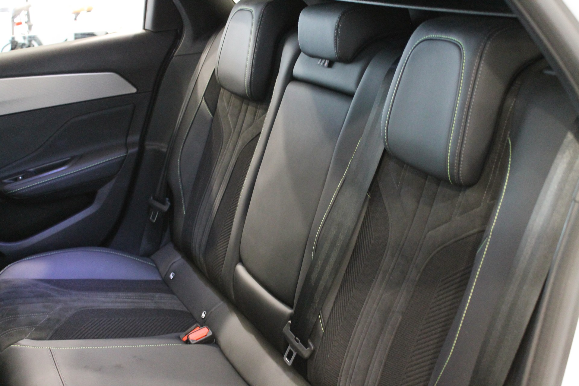PEUGEOT 308 SW 1.6 PHEV 180 GT-image-15