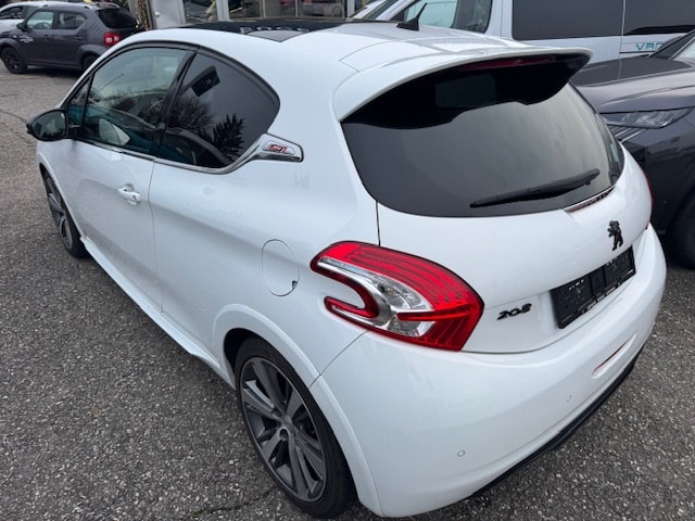 PEUGEOT 208 1.6 Turbo GTi-image-3