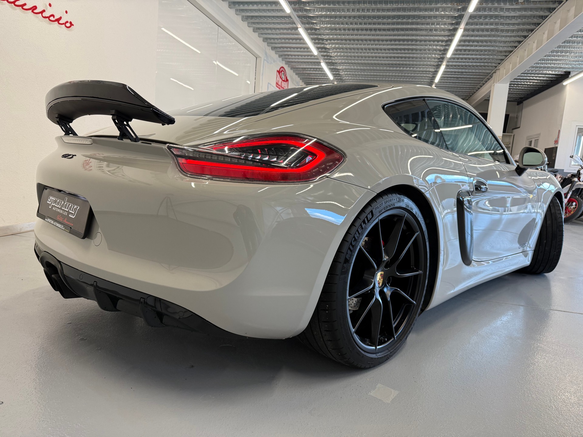 PORSCHE Cayman GTS 3.4 PDK CH AUTO-image-7