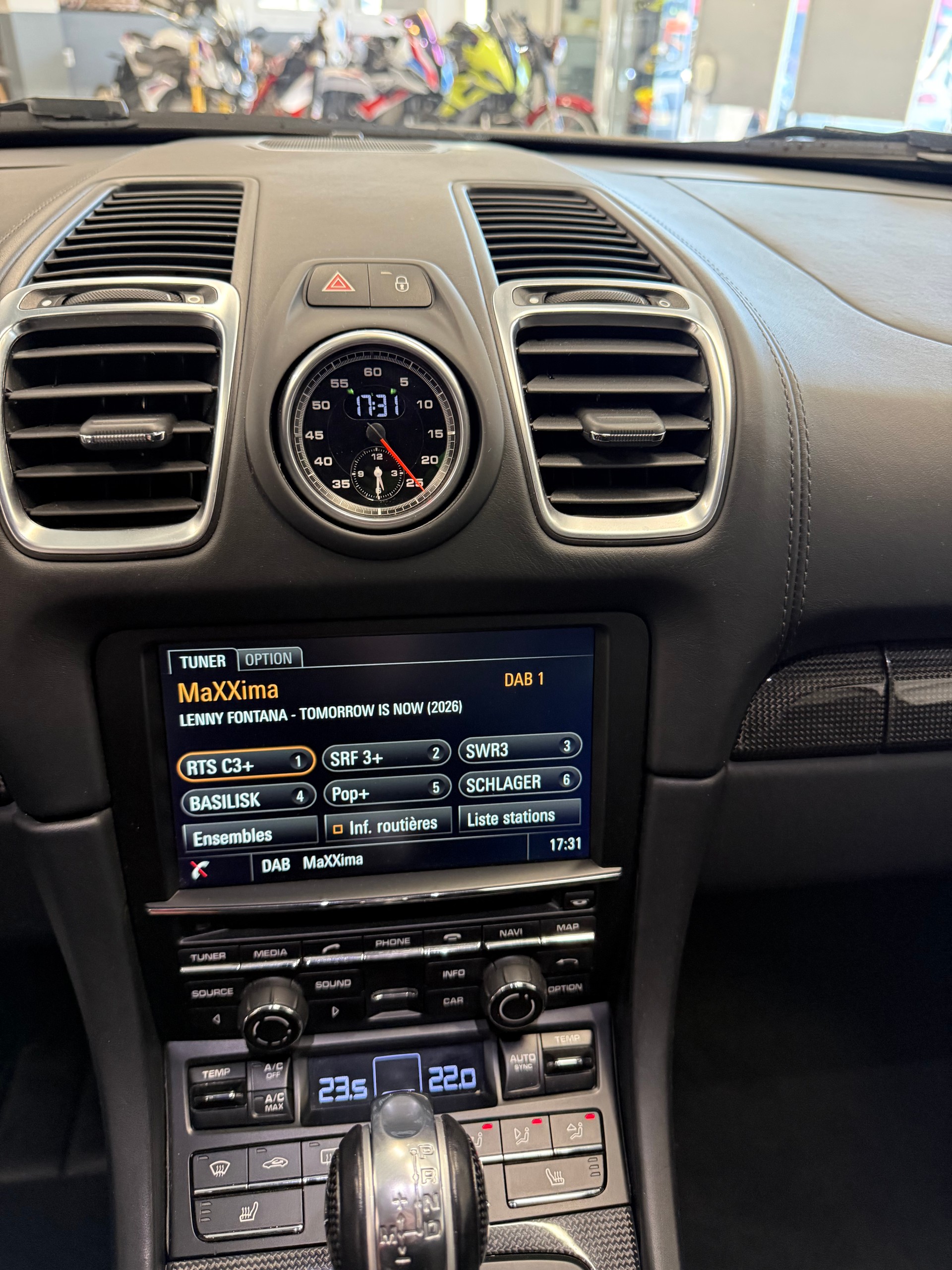 PORSCHE Cayman GTS 3.4 PDK CH AUTO-image-15