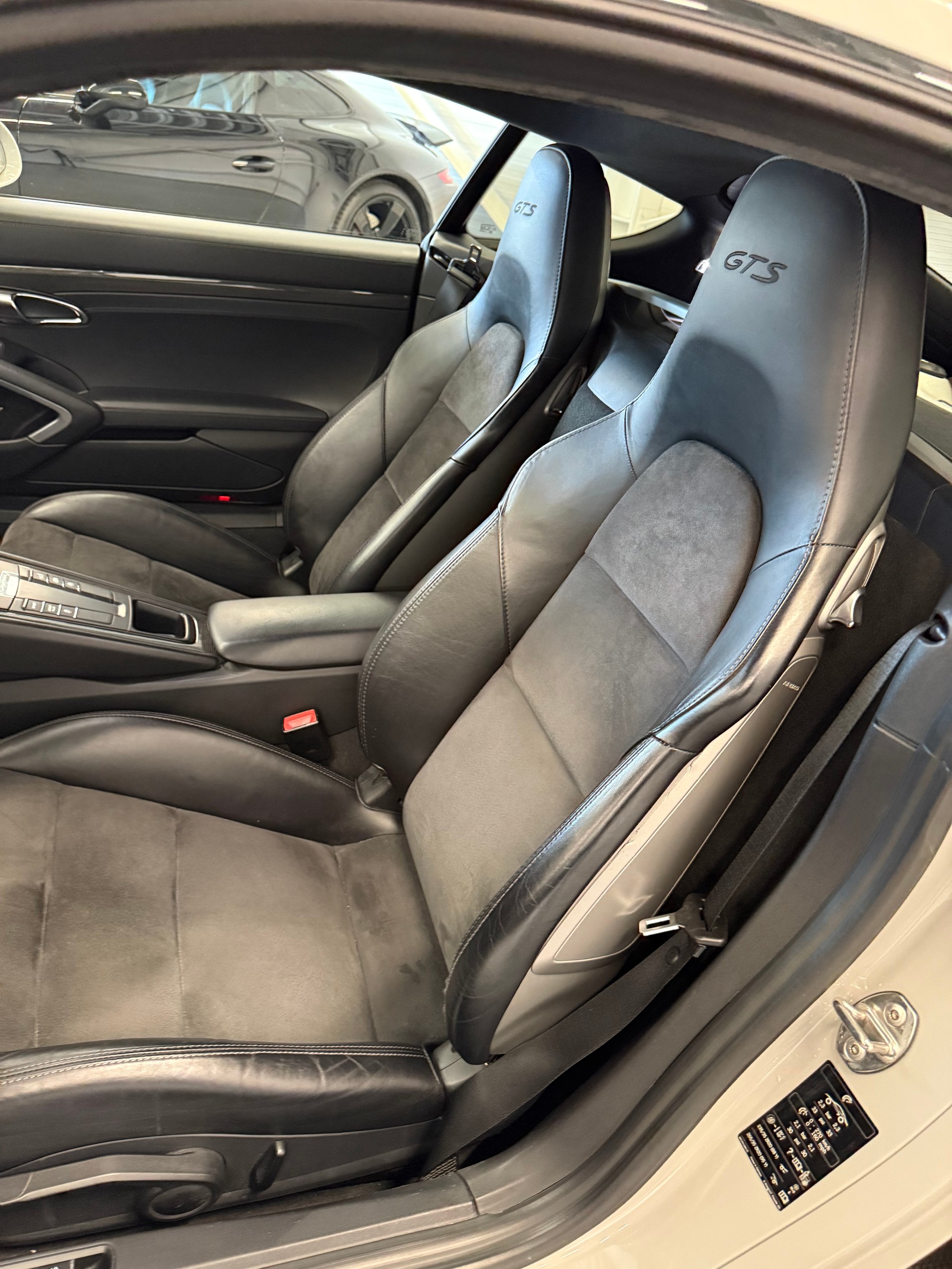 PORSCHE Cayman GTS 3.4 PDK CH AUTO-image-13