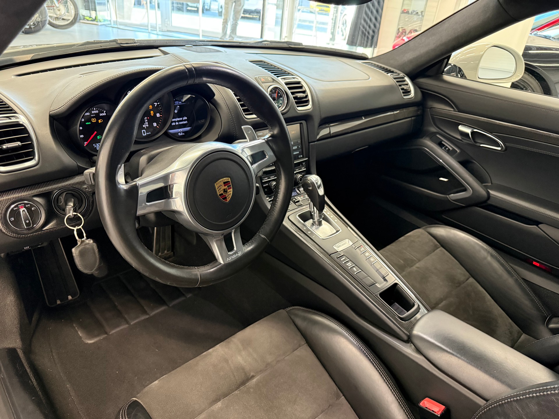PORSCHE Cayman GTS 3.4 PDK CH AUTO-image-12