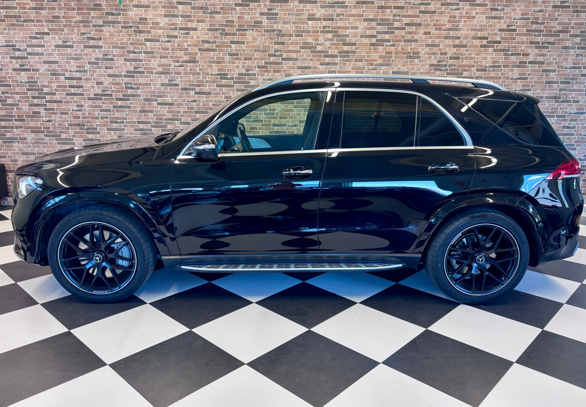 MERCEDES-BENZ GLE 53 AMG 4Matic+ 9G-Speedshift-image-1