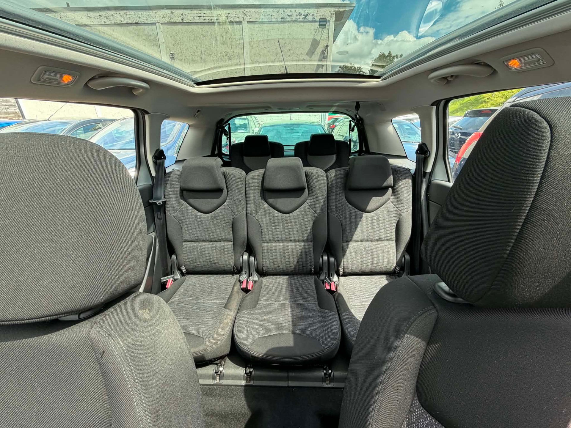 PEUGEOT 308 SW 1.6 HDI Sport-image-3