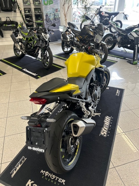 HONDA CB 750 Hornet-image-1