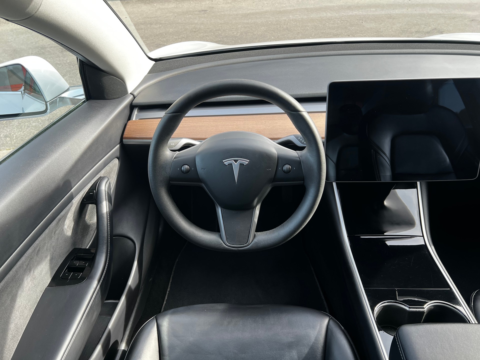 TESLA Model 3 Long Range Dual Motor AWD-image-13