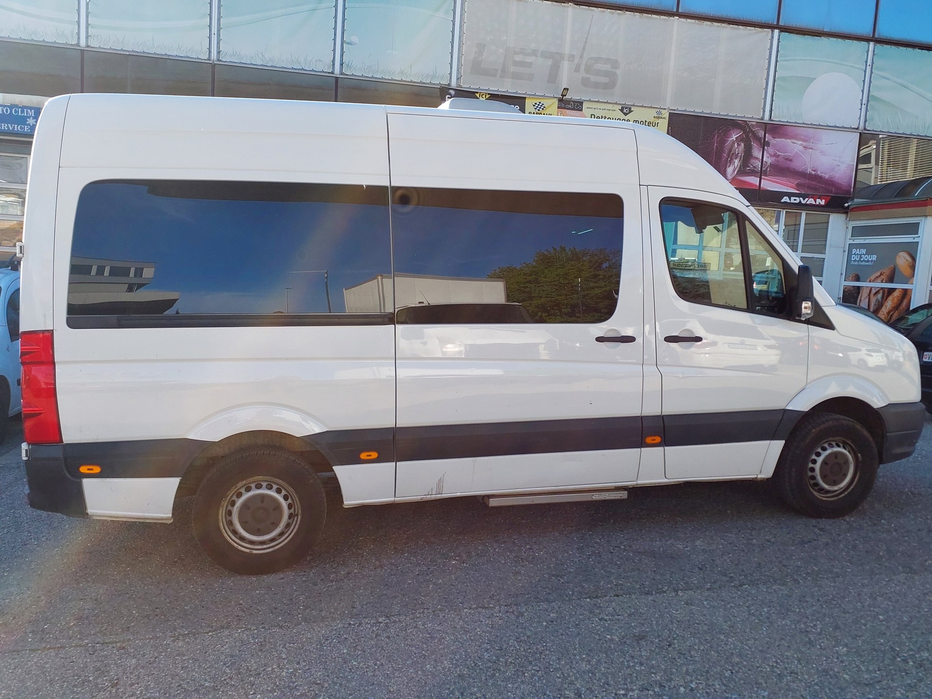 VW Crafter 35 2.0 TDI CR-image-4