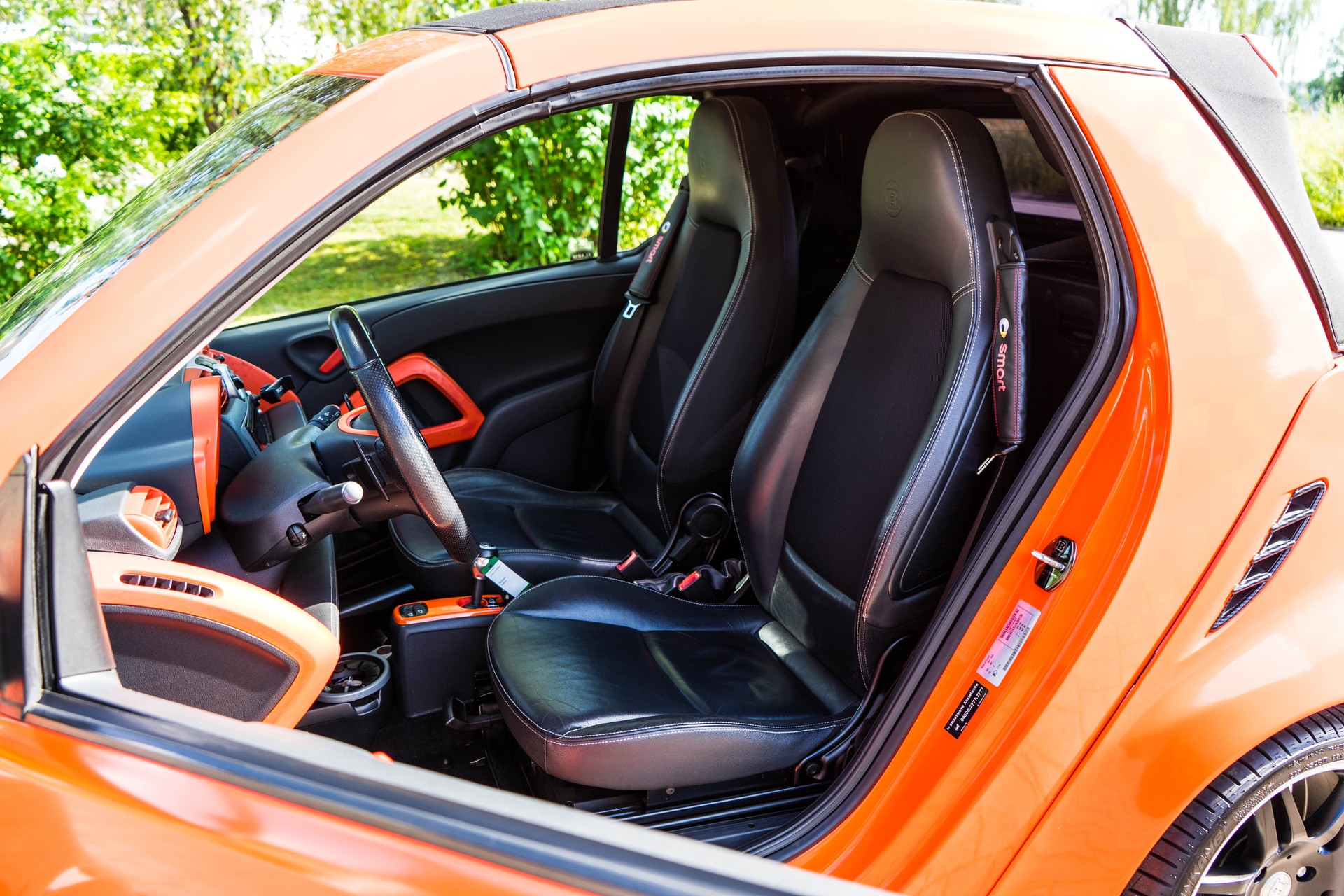 SMART fortwo Brabus Xclusive CABRIO-image-8