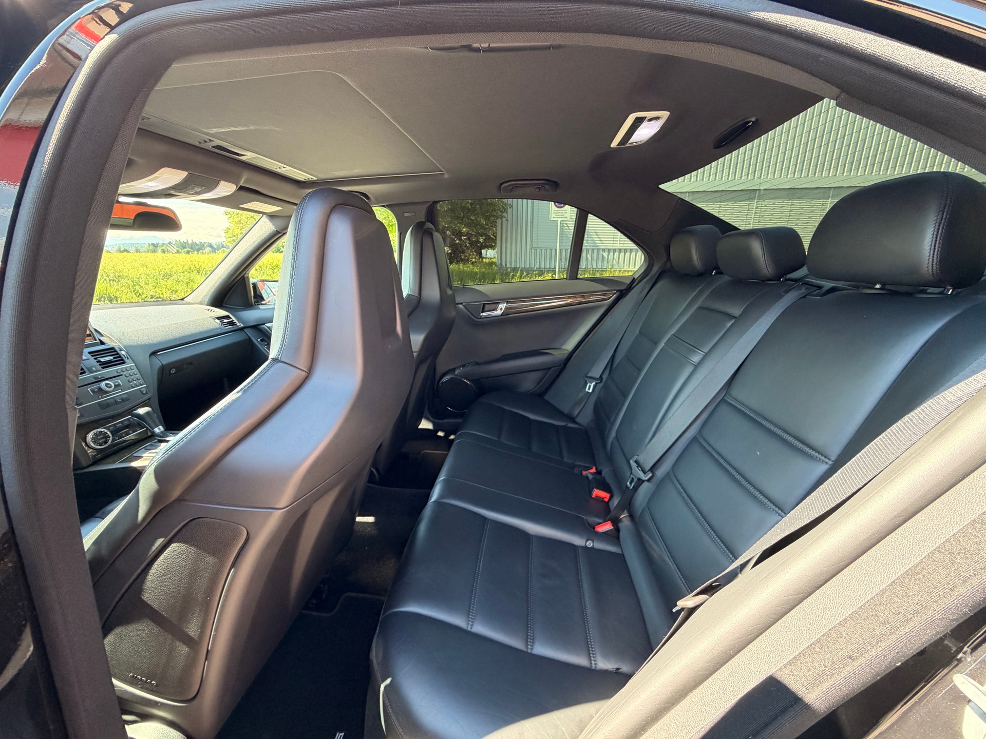 MERCEDES-BENZ C 63 AMG Avantgarde 7G-Tronic-image-10
