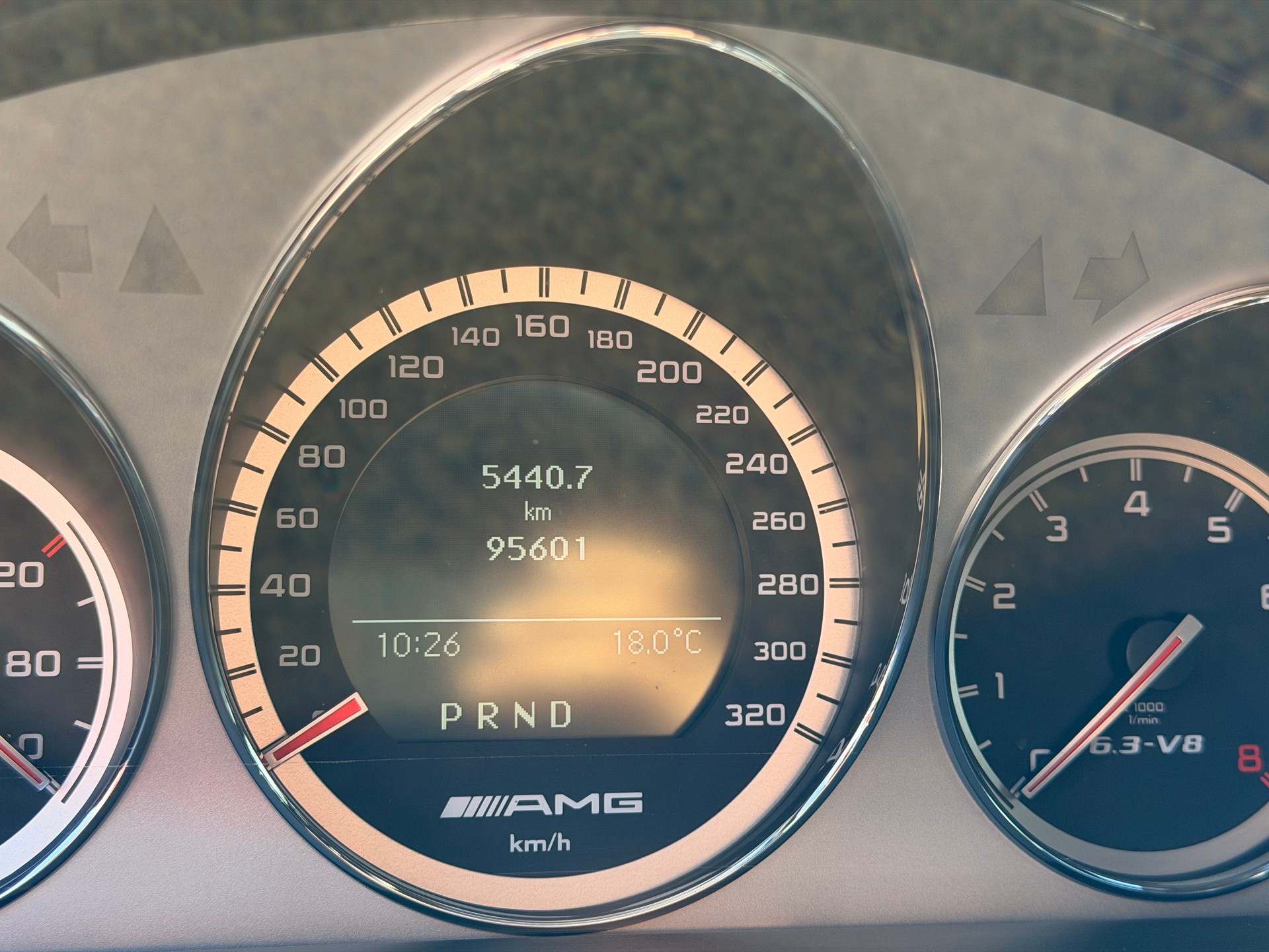 MERCEDES-BENZ C 63 AMG Avantgarde 7G-Tronic-image-13