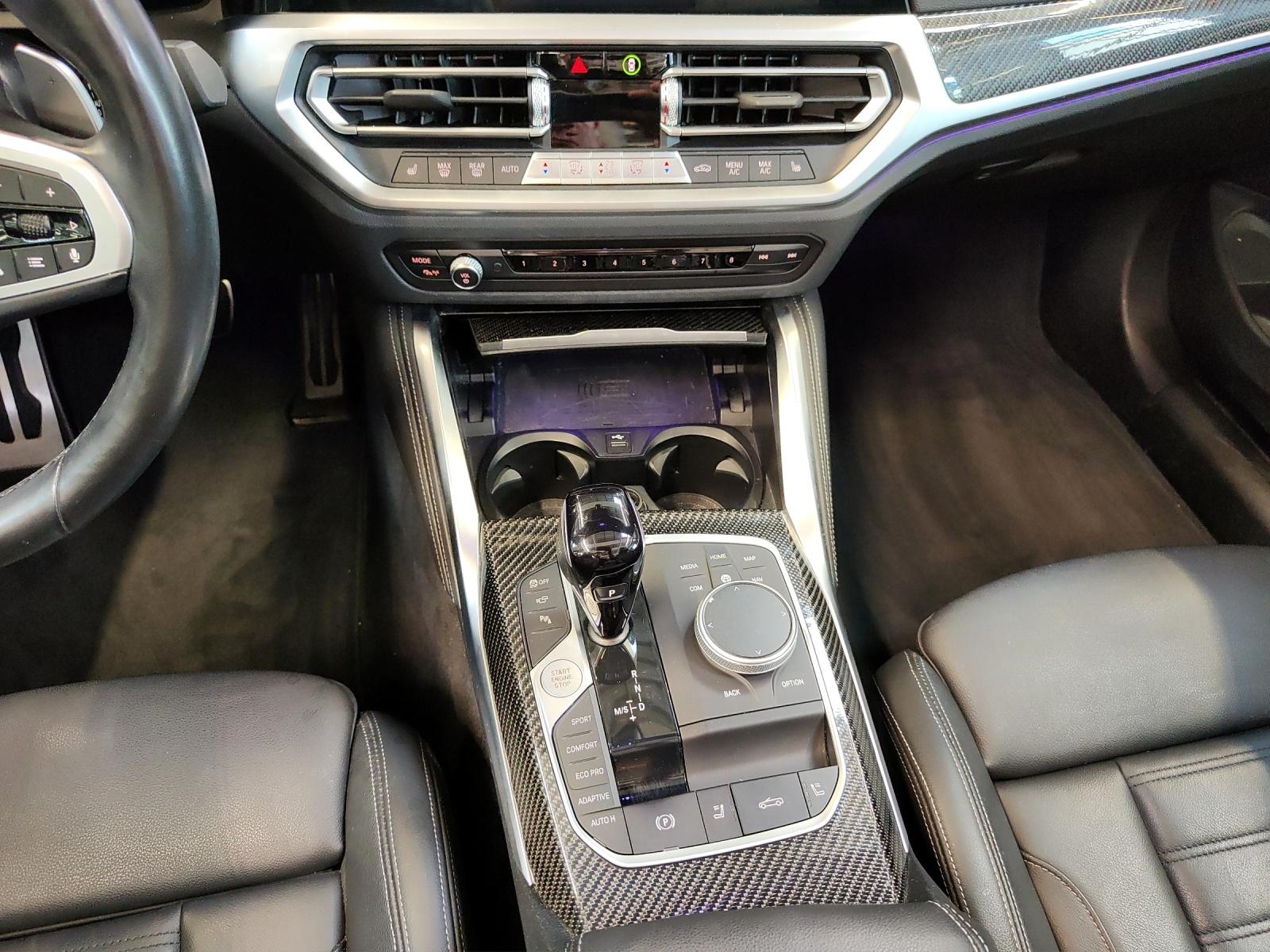 BMW M440i xDrive Cabrio-image-12