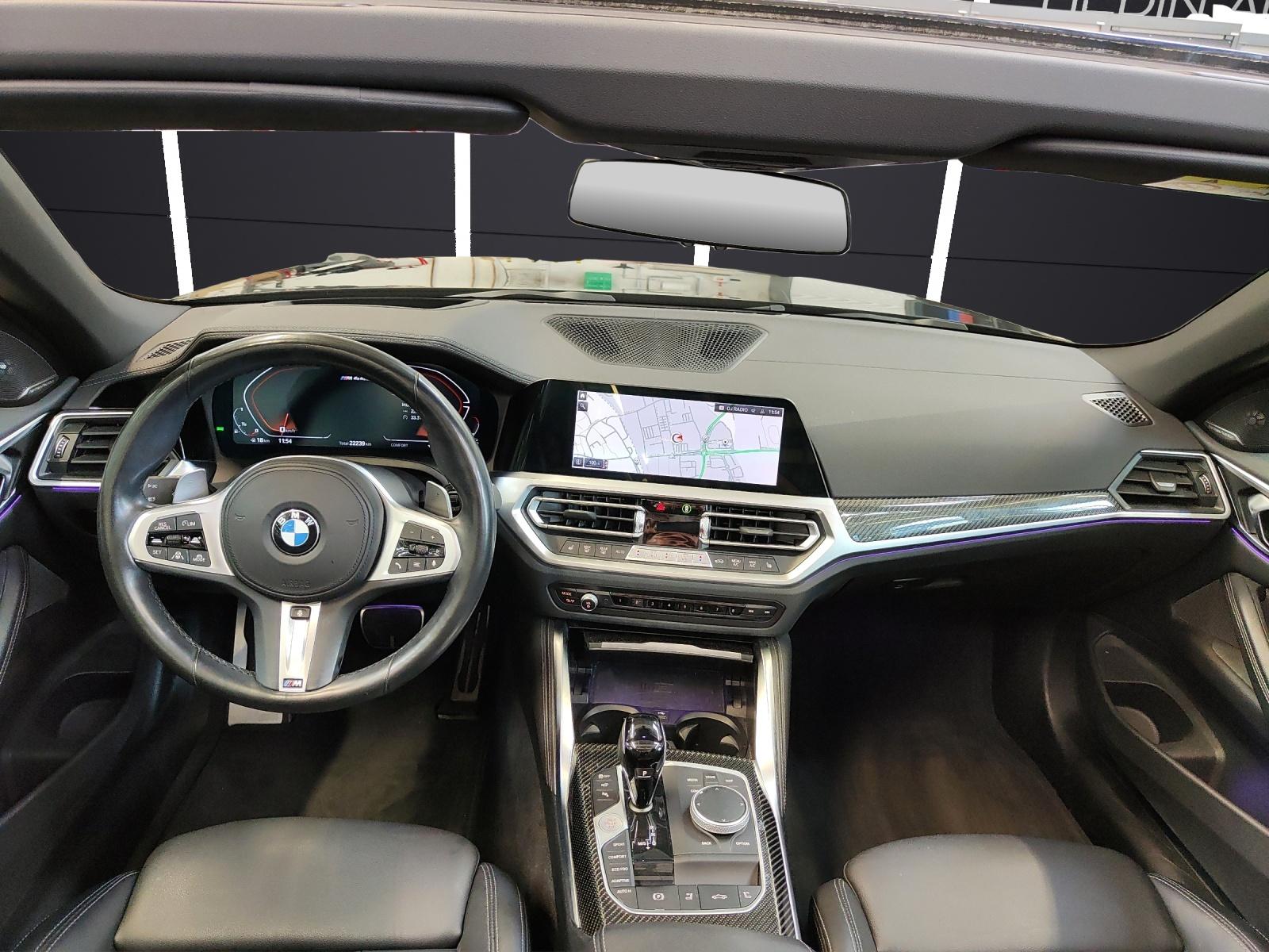 BMW M440i xDrive Cabrio-image-17