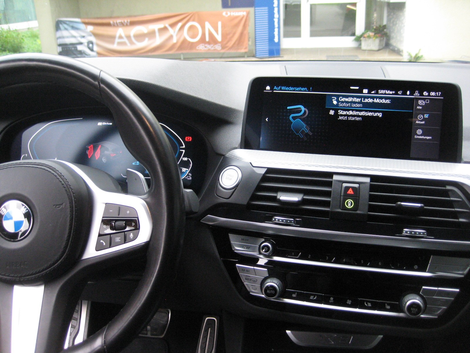 BMW X3 xDrive 30e Luxury Line-image-7