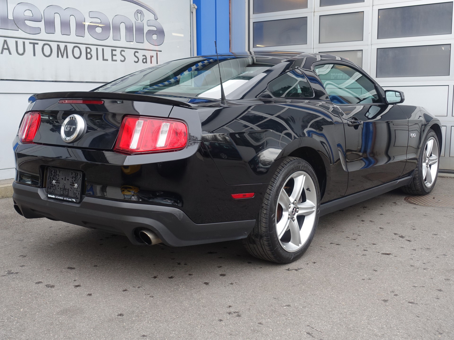 FORD GT 5.0 Shelby-showroom-element-3