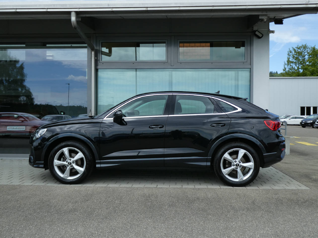 AUDI Q3 Sportback 1.5 35 TFSI Attraction S-Tronic-image-7