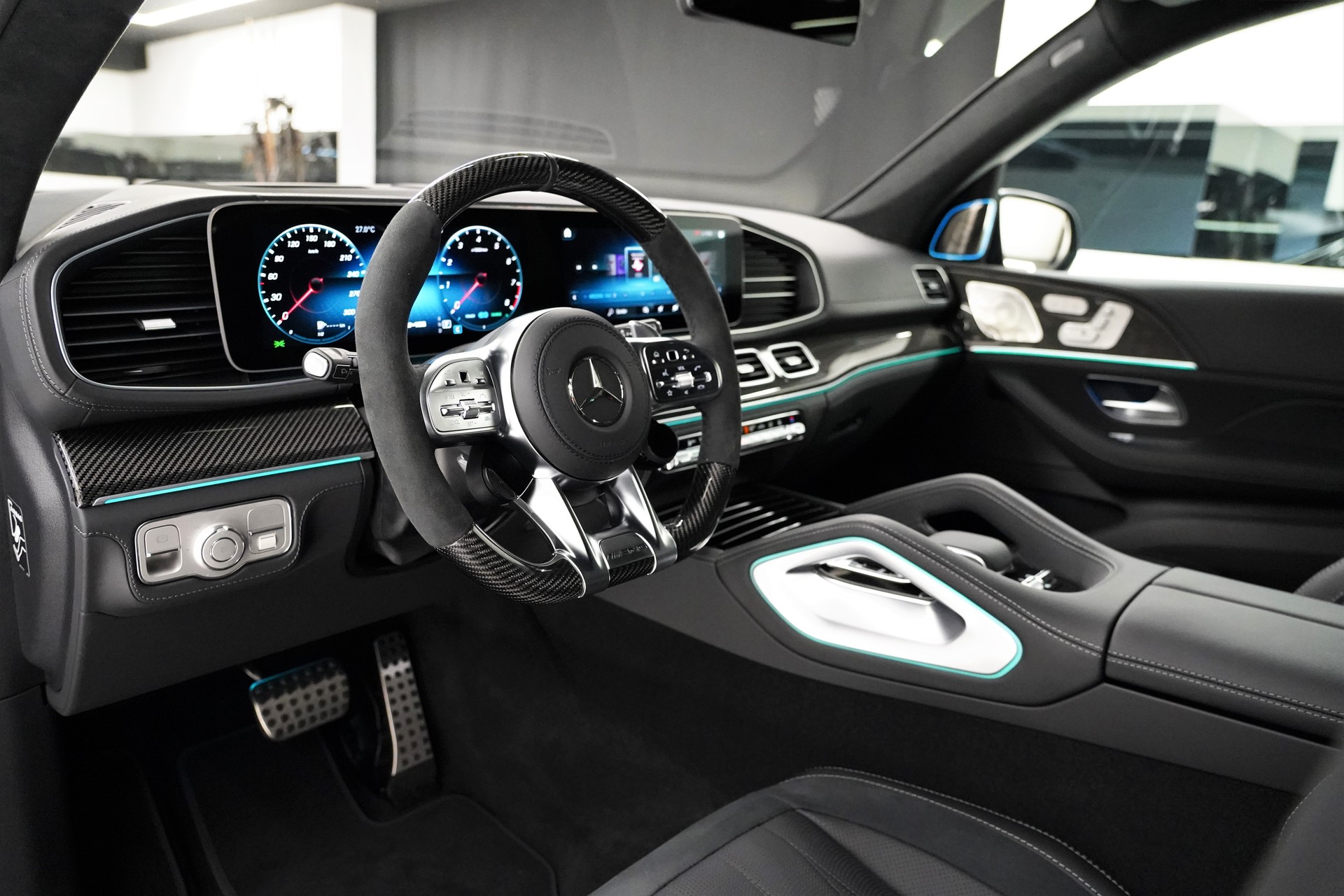 MERCEDES-BENZ GLS 63 4Matic+ TCT 9G-image-7