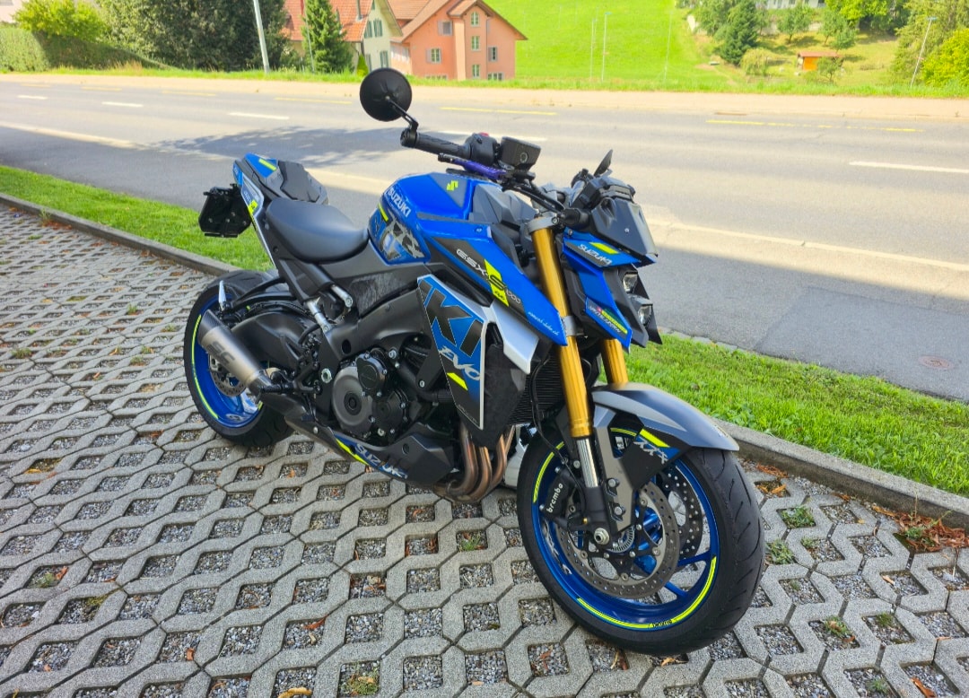 SUZUKI GSX-S 1000 EVO-image-0