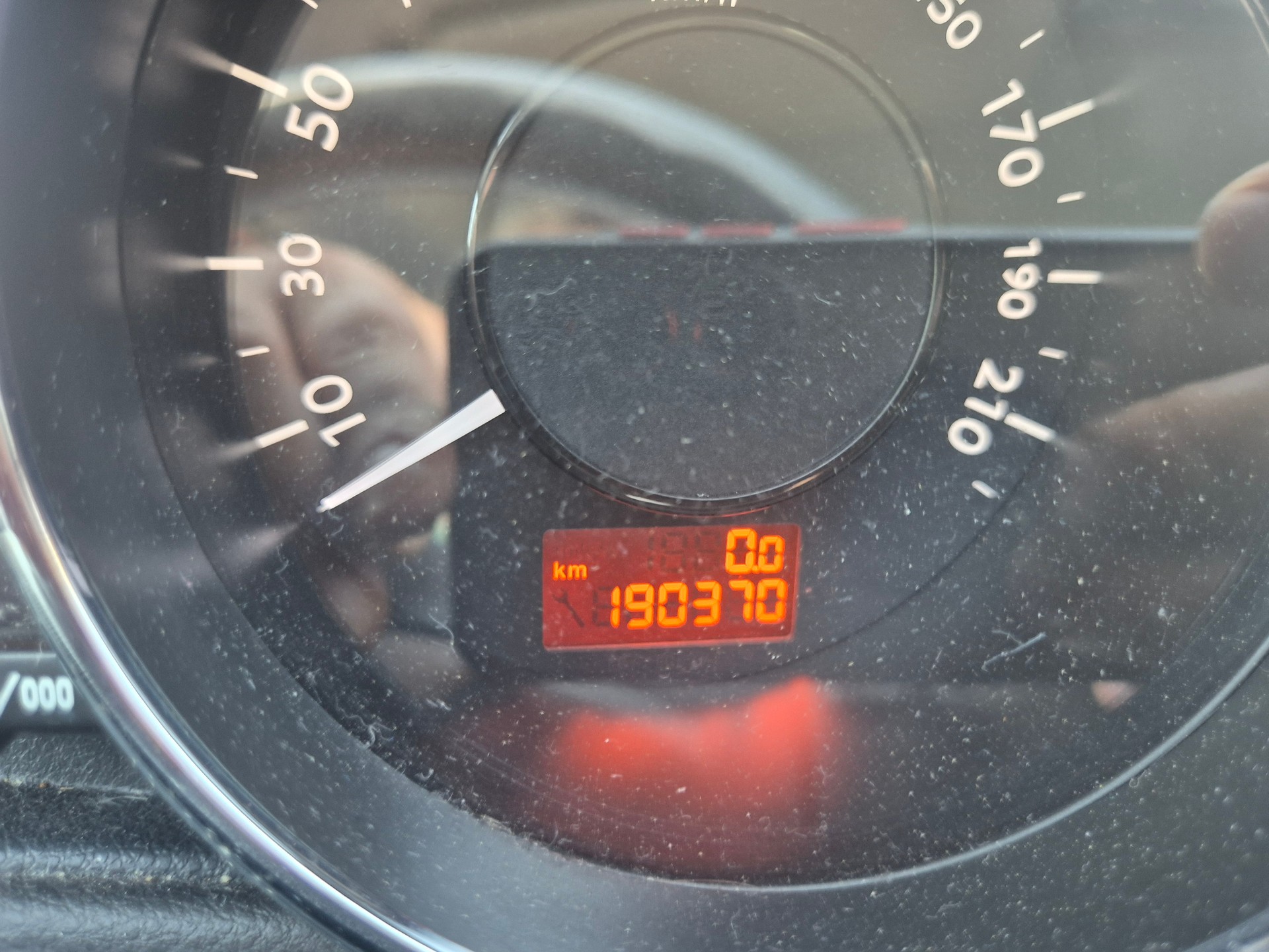 PEUGEOT 3008 1.6 16V T Allure Tiptronic-image-14