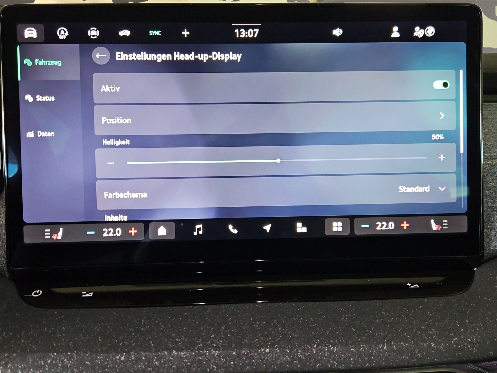 SKODA Octavia Combi 2.0 TDI DSG Selection-image-18
