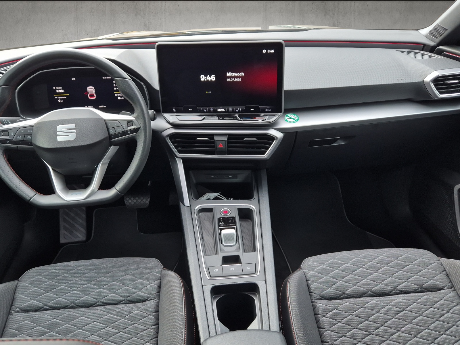 SEAT Leon ST 1.5 eHybrid pHEV DSG FR-image-13