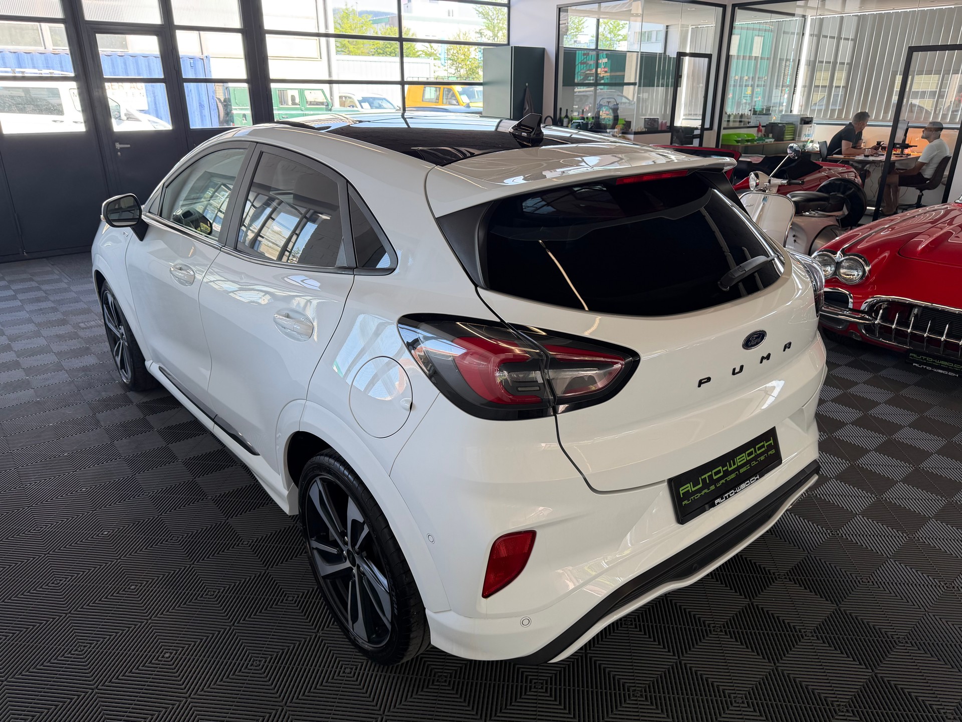 FORD Puma 1.0 SCTi ST-Line X Automat-showroom-element-3
