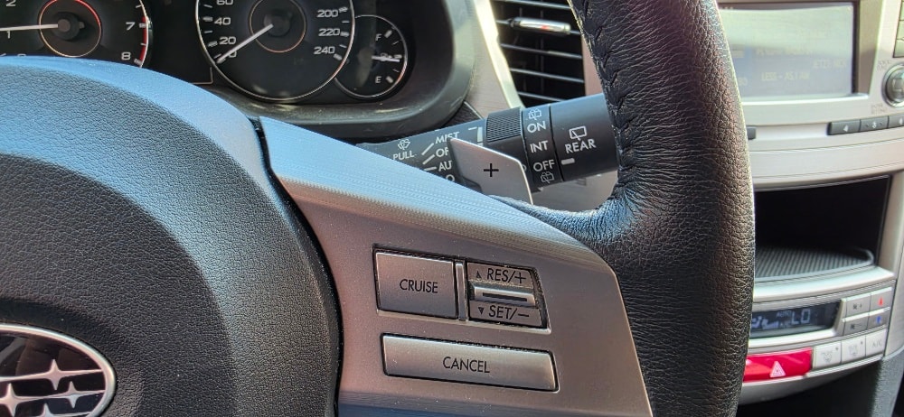 SUBARU Legacy 2.0i Swiss AWD Lineartronic-image-21