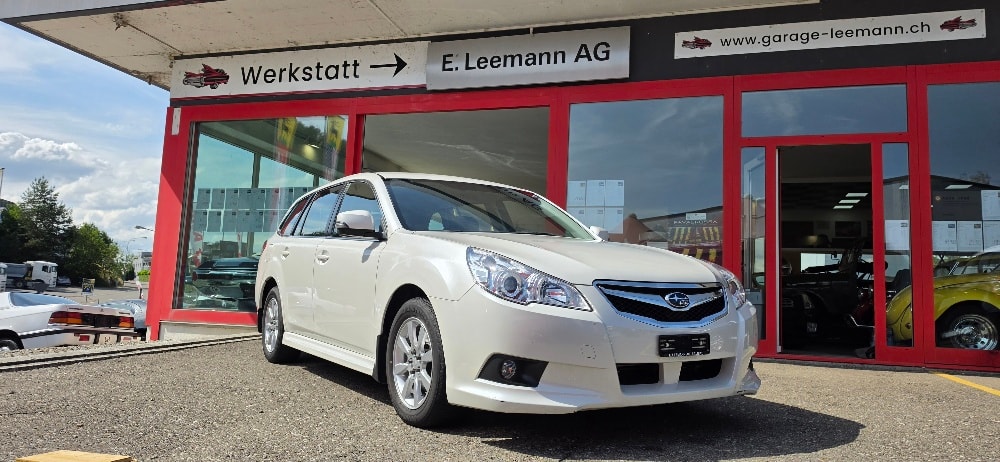 SUBARU Legacy 2.0i Swiss AWD Lineartronic