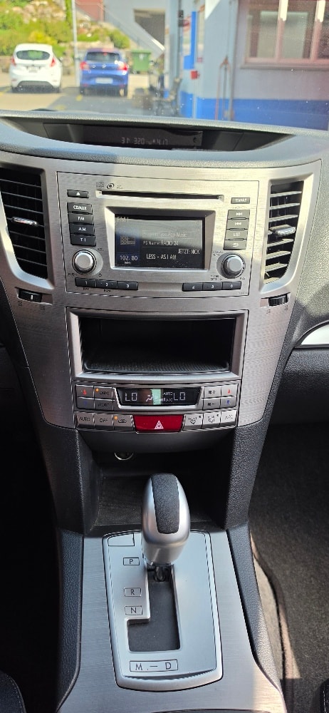 SUBARU Legacy 2.0i Swiss AWD Lineartronic-image-23